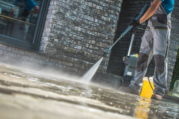 Best Parking Lot and Garage Cleaning  in Dinuba, CA